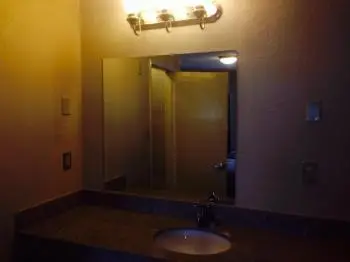 Desert Inn 6